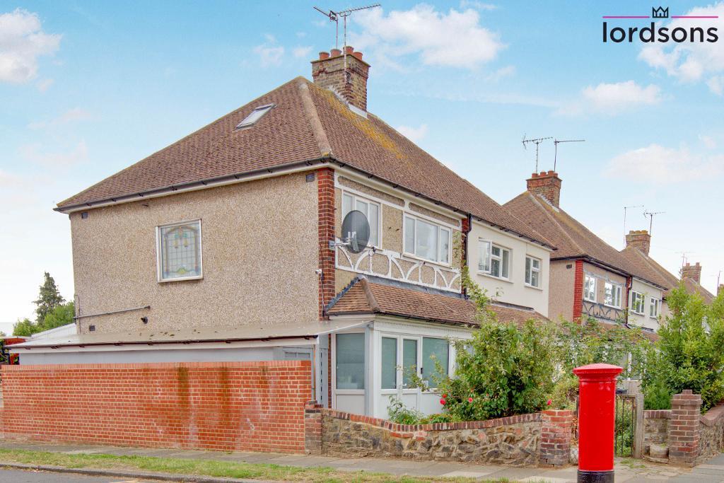 Bournemouth Park Road, Southend-on-Sea, SS2 5LU